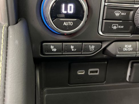 Certified 2023 Chevrolet Tahoe Premier AWD/4WD image 26