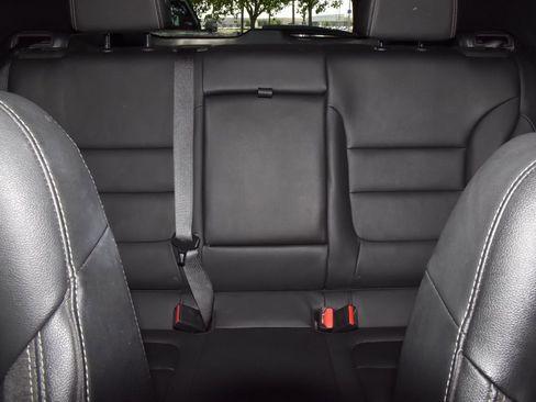 Used 2023 Chevrolet TrailBlazer ACTIV FWD image 19
