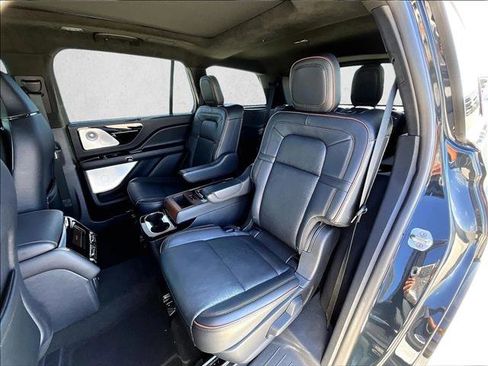 Used 2025 Lincoln Aviator Black Label image 28
