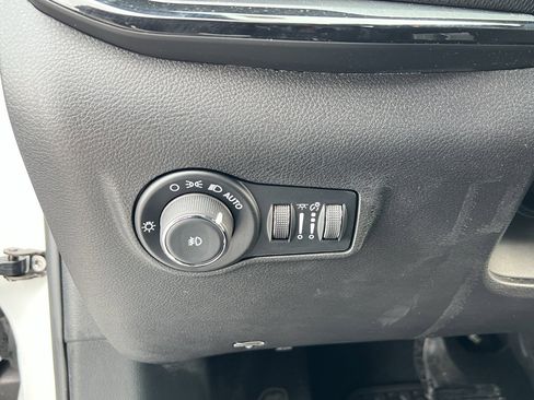 Used 2024 Jeep Compass Trailhawk w/ Trailhawk Elite Group image 16