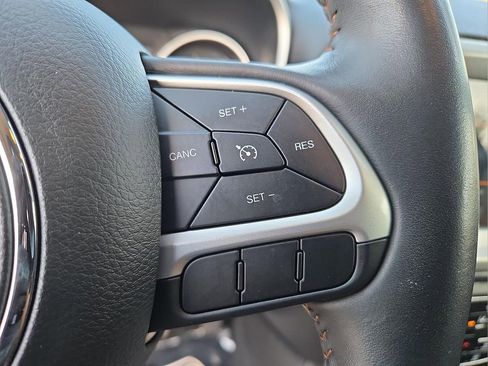 Used 2018 Jeep Compass Latitude w/ Popular Equipment Group image 23