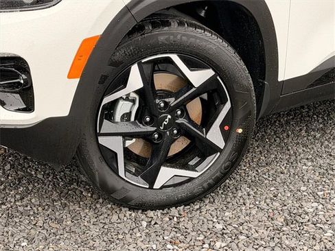 New 2026 Kia Seltos S image 27