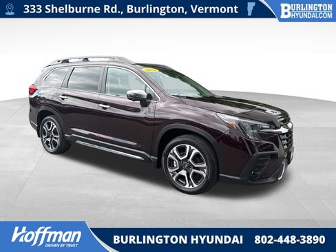 Used 2023 Subaru Ascent Touring AWD/4WD image 1
