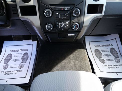 Used 2014 Ford F150 XLT w/ XLT Chrome Package RWD image 14