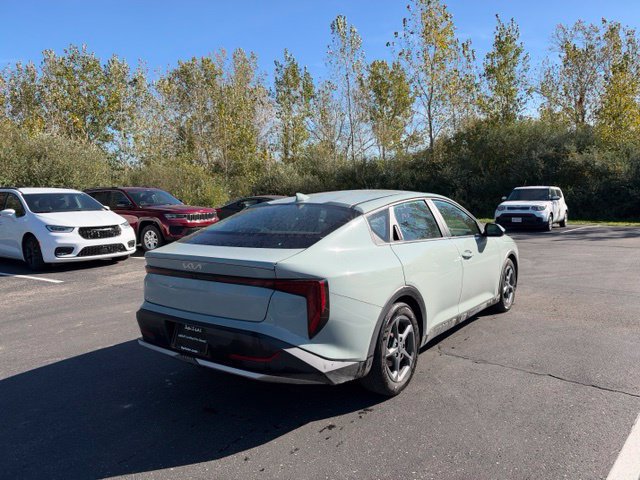 Certified 2025 Kia K4 FWD image 6