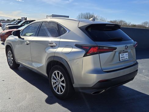 Used 2019 Lexus NX 300 FWD image 4