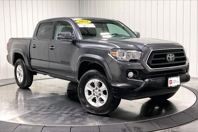 Certified 2022 Toyota Tacoma SR5 w/ Technology Package AWD/4WD image 3