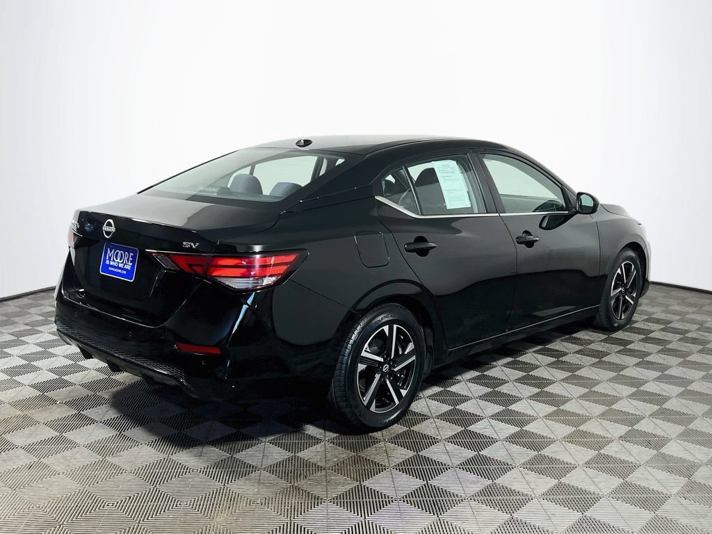 Used 2024 Nissan Sentra SV FWD image 7