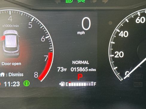 Used 2024 Honda HR-V Sport image 12