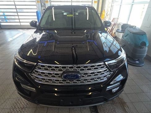 Used 2020 Ford Explorer Limited w/ Class III Trailer Tow Package image 17