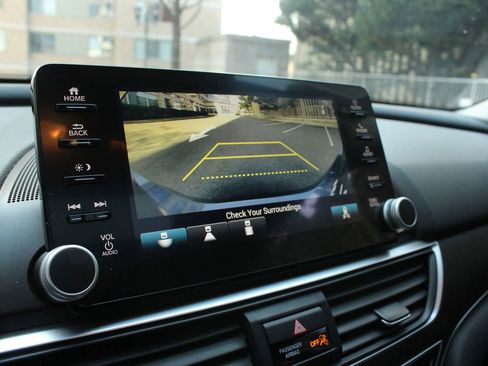 Used 2020 Honda Accord EX-L image 32