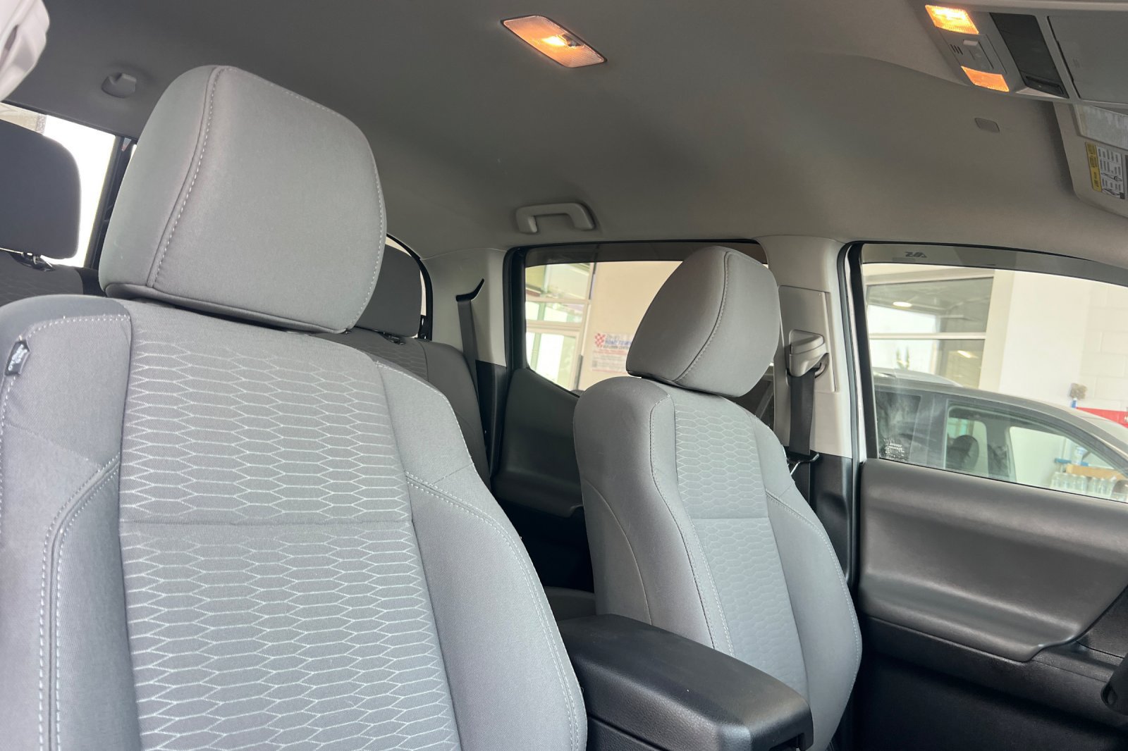 Used 2019 Toyota Tacoma SR w/ SR Convenience Package AWD/4WD image 13