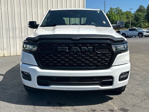 Used 2025 RAM 1500 Big Horn AWD/4WD image 3