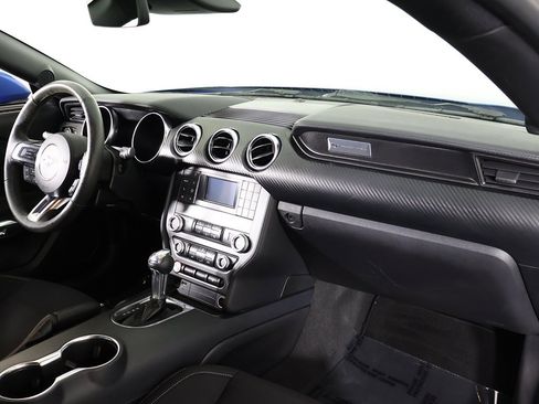 Used 2021 Ford Mustang EcoBoost image 22