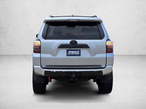 Used 2021 Toyota 4Runner TRD Off-Road AWD/4WD image 6