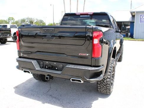 Used 2024 Chevrolet Silverado 1500 RST w/ Z71 Off-Road Package AWD/4WD image 12