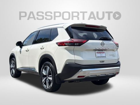Certified 2023 Nissan Rogue Platinum AWD/4WD image 8