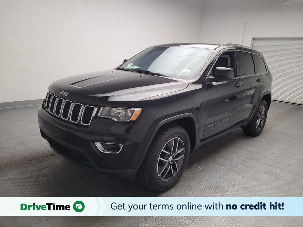 Used 2018 Jeep Grand Cherokee Laredo RWD image 1