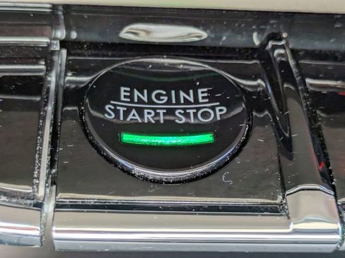 Certified 2023 Lincoln Nautilus Reserve FWD image 29