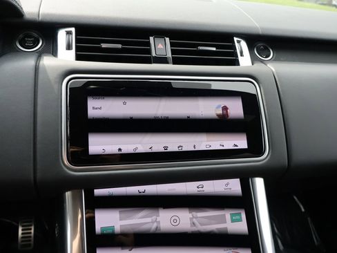 Used 2020 Land Rover Range Rover Sport HST image 22
