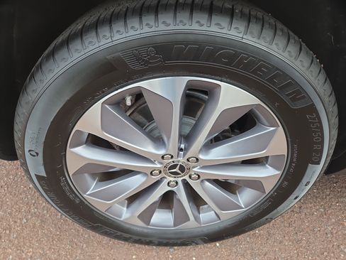 Used 2022 Mercedes-Benz GLE 350 4MATIC image 10