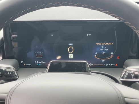 New 2026 Lincoln Aviator Premiere image 18