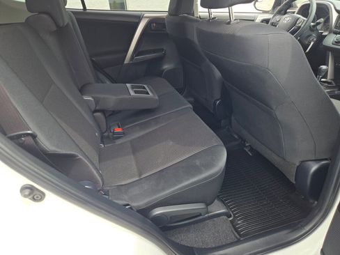 Used 2017 Toyota RAV4 LE w/ All Weather Liner Package AWD/4WD image 9