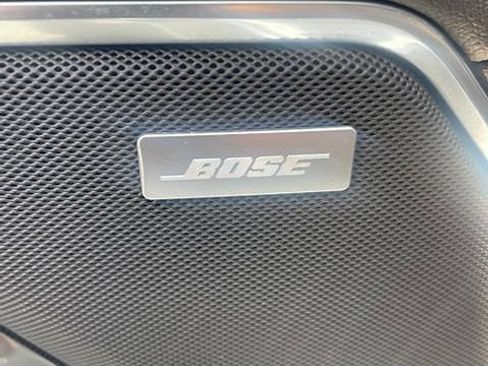 Used 2022 GMC Sierra 1500 SLT w/ SLT Convenience Package AWD/4WD image 7