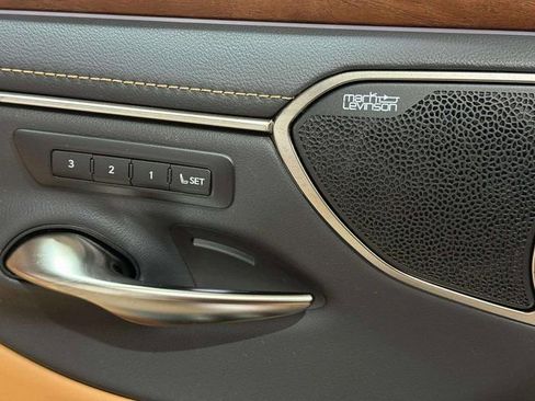 Used 2024 Lexus ES 350 Ultra Luxury image 23