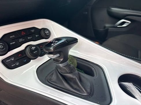 Used 2022 Dodge Challenger GT RWD image 22