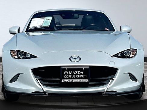 Used 2017 MAZDA MX-5 Miata RF Grand Touring RWD image 3