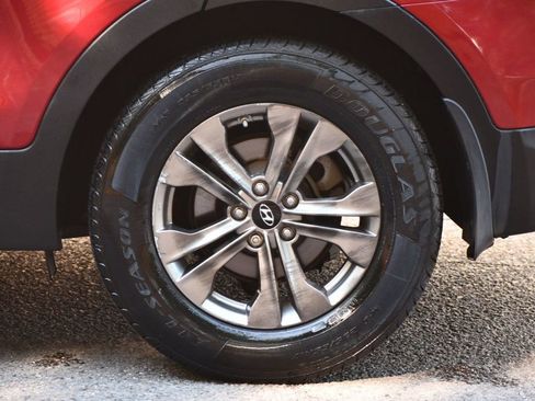 Used 2015 Hyundai Santa Fe Sport image 11