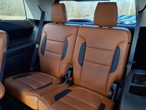 Used 2019 GMC Acadia SLT image 10