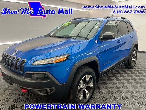 Used 2017 Jeep Cherokee Trailhawk AWD/4WD image 1