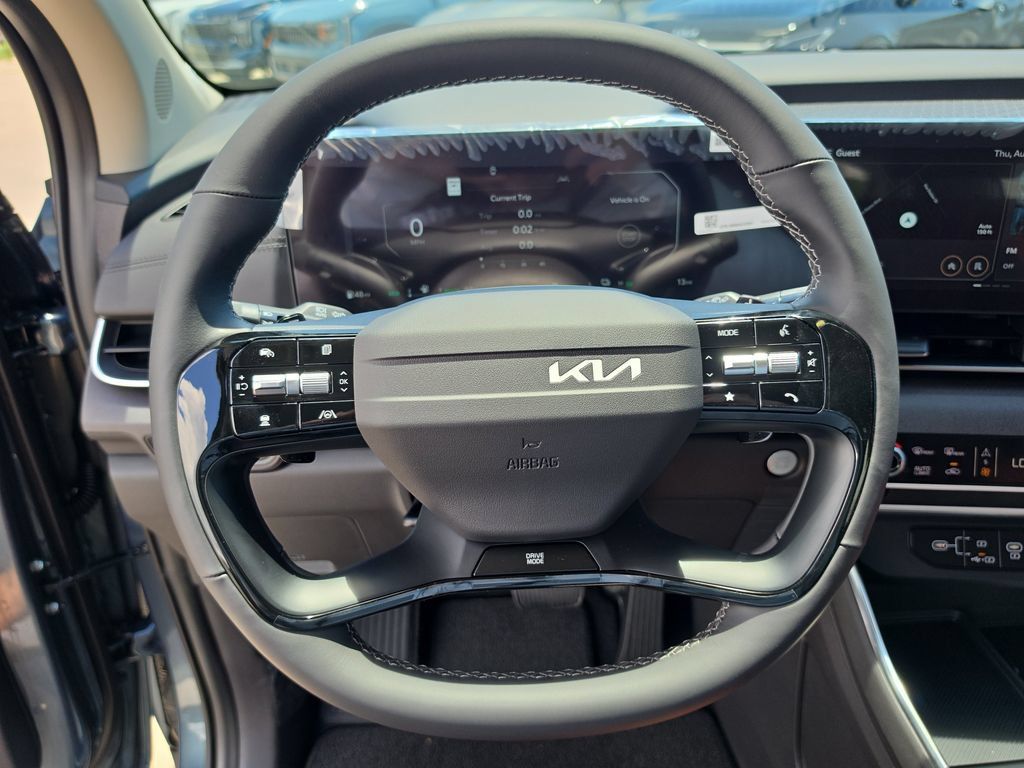 New 2027 Kia Carnival SX FWD image 31