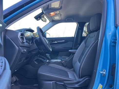 Used 2026 Chevrolet TrailBlazer LT w/ LT Cold Weather Package image 11