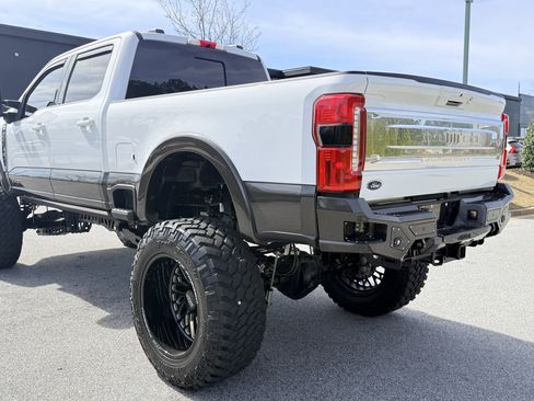 Used 2024 Ford F250 King Ranch image 8