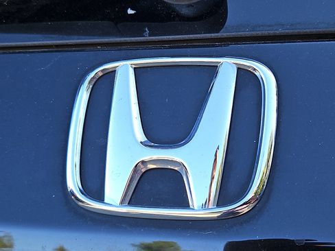 Certified 2023 Honda Pilot LX image 29