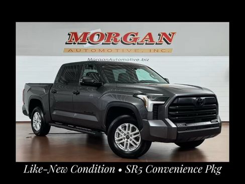 Used 2023 Toyota Tundra SR5 w/ SR5 Convenience Package image 1