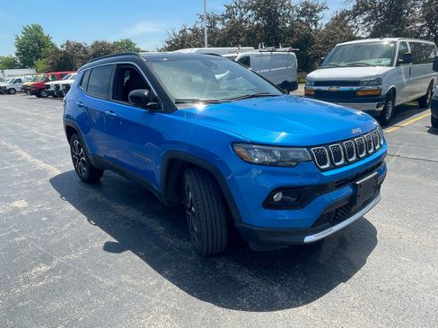 Used 2023 Jeep Compass Limited AWD/4WD image 10
