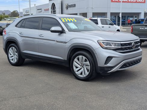 Used 2021 Volkswagen Atlas Cross Sport SE w/ Luggage Net & Mats Package FWD image 1