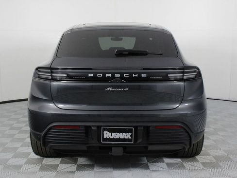Certified 2025 Porsche Macan 4 Electric image 6