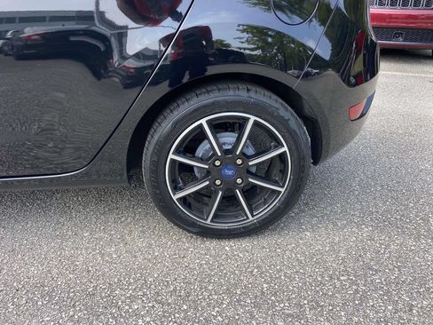 Used 2019 Ford Fiesta SE FWD image 18