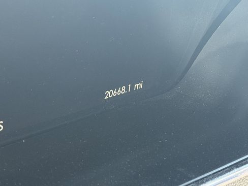 Used 2019 Lincoln Continental Select image 7