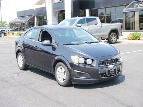 Used 2013 Chevrolet Sonic LT FWD image 2