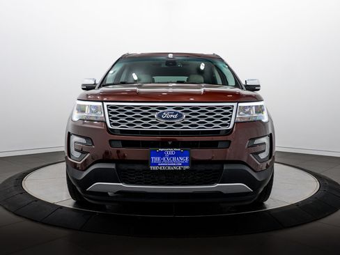 Used 2016 Ford Explorer Platinum AWD/4WD image 24