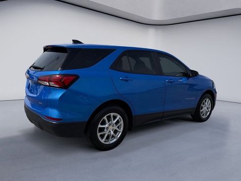 Used 2024 Chevrolet Equinox LS w/ LPO, Floor Liner Package image 5