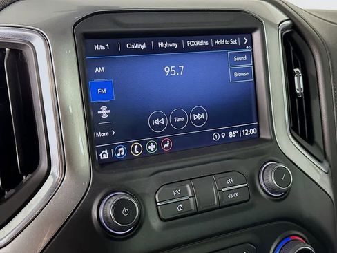 Used 2022 Chevrolet Silverado 2500 LTZ w/ LTZ Plus Package image 17