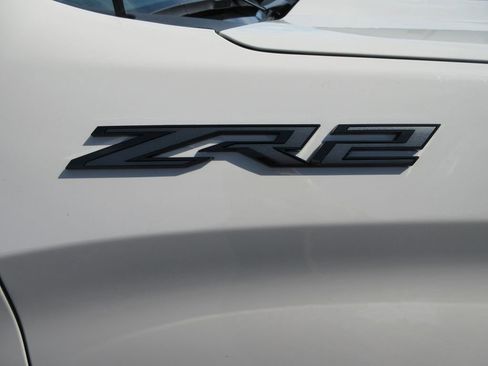 New 2026 Chevrolet Silverado 1500 ZR2 AWD/4WD image 11