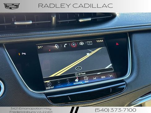 Used 2017 Cadillac XT5 Luxury w/ Driver Awareness Package image 8